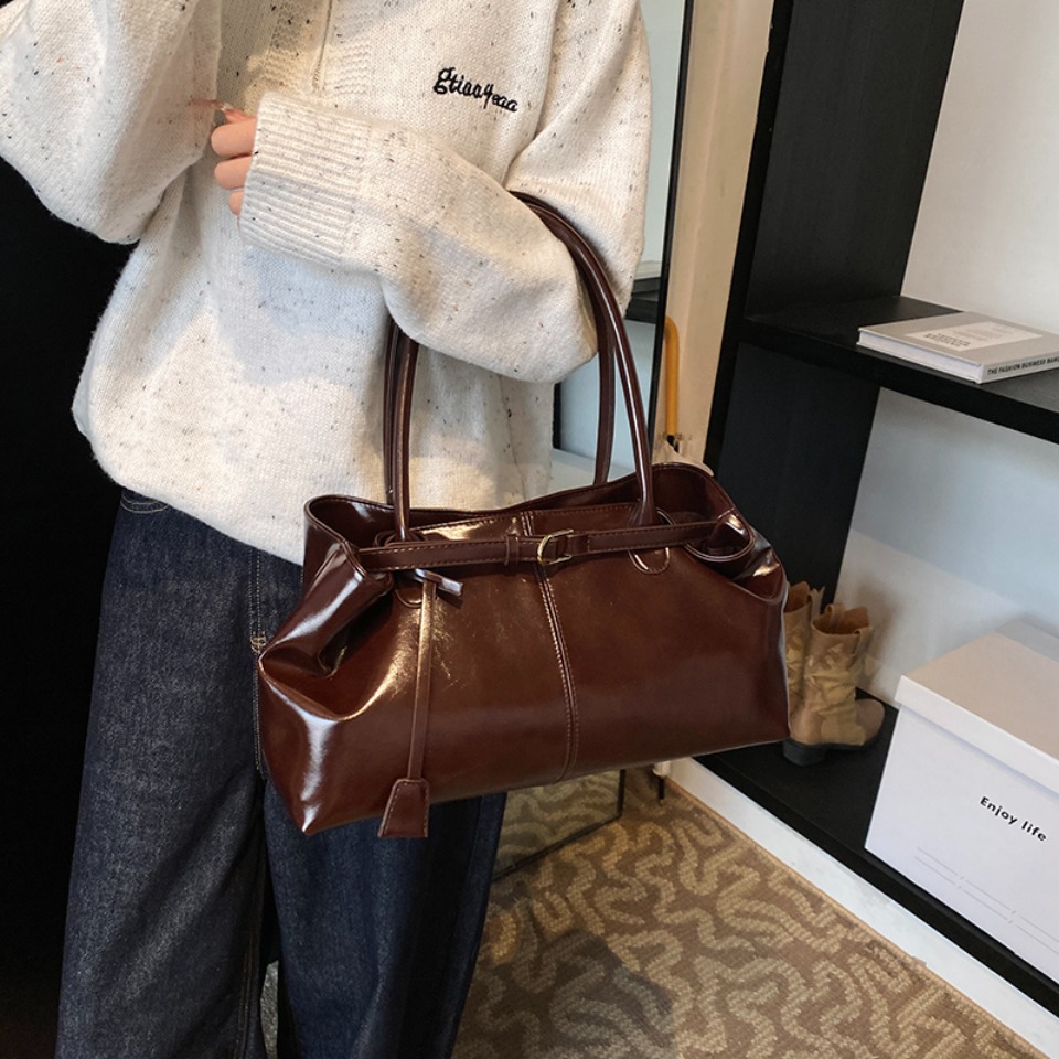 Borsa a tracolla Hobo in pelle - Leatherwork Workshop recensione e prezzo